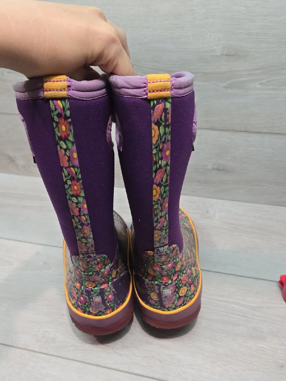 Bogs Kids' Big Girl Purple Floral Rain Boots Shoea Sz 3